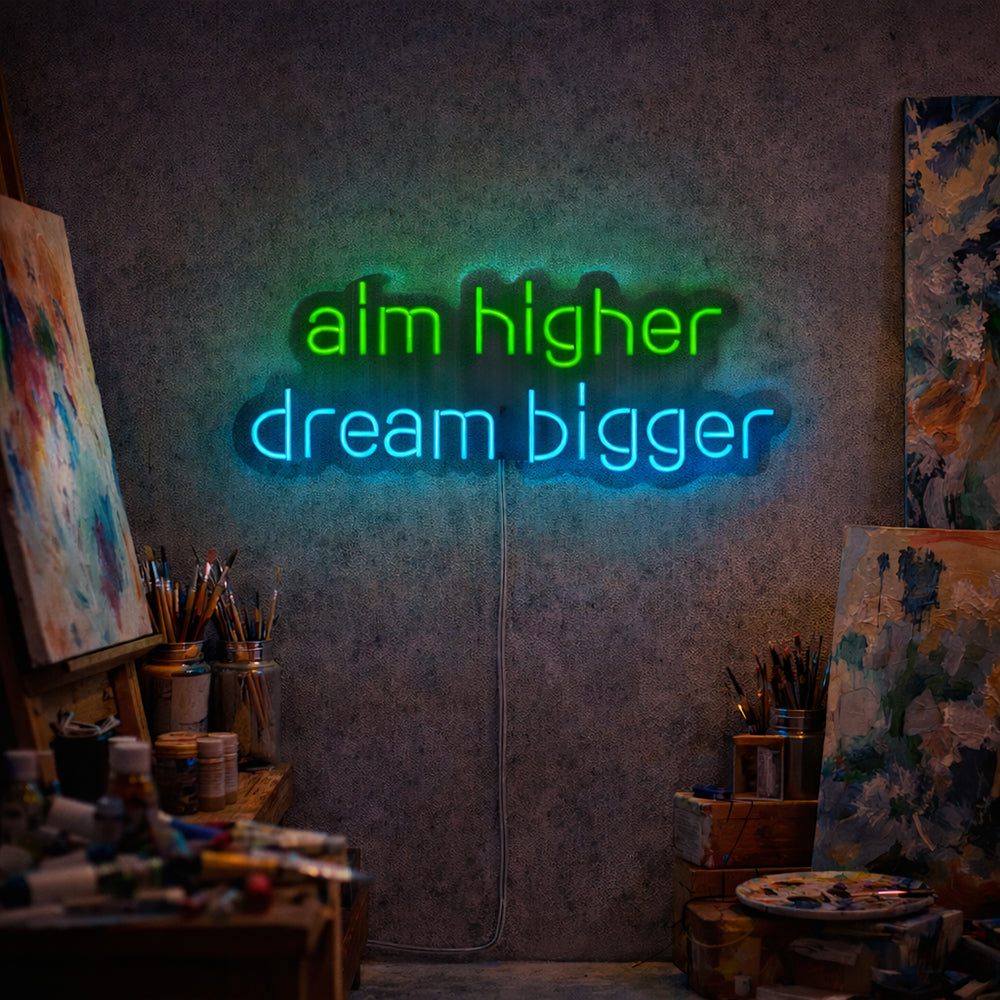AIM höhere LED -Neonzeichen - Made in London Inspirational Neon Signs