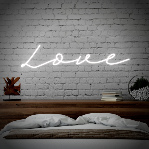 Love LED Neon Sign - Planet Neon Laget i London Neon Signs
