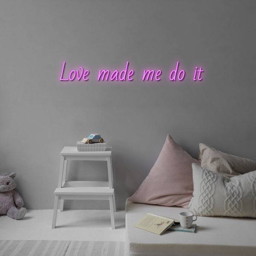 Love me fez fazer isso liderou o sinal de neon - Insegne al neon per matrimoni Made in London